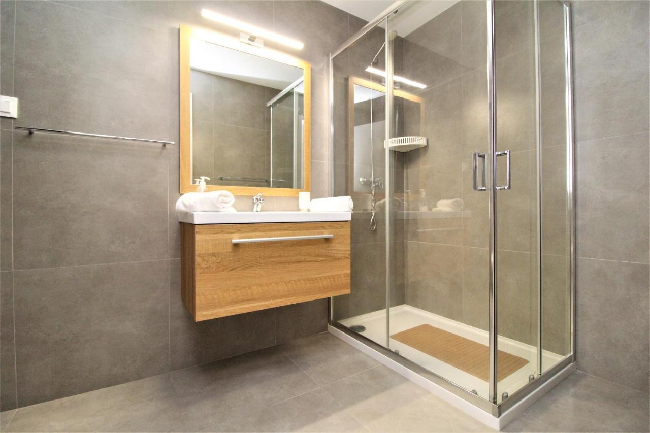 פונשל Madalenas Palace Apartment מראה חיצוני תמונה