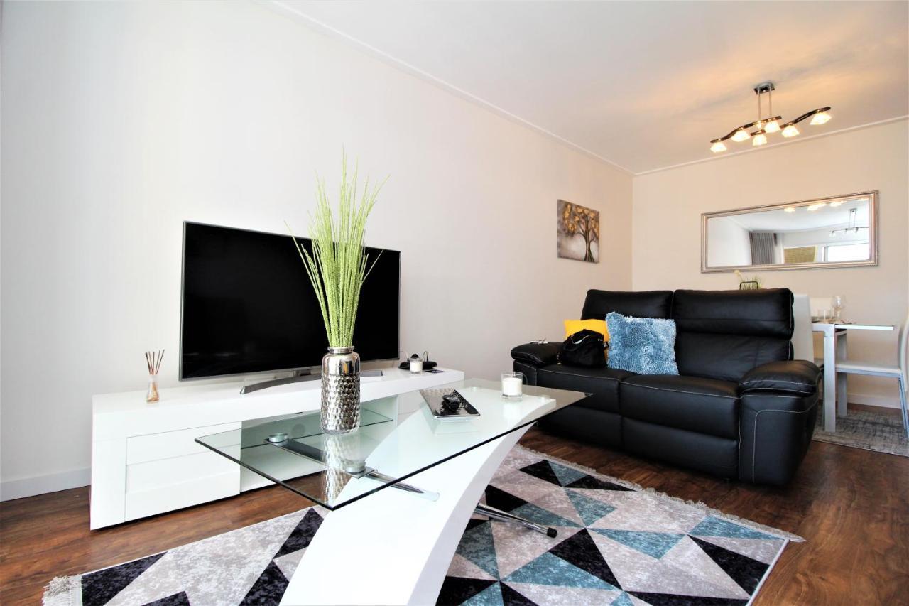 פונשל Madalenas Palace Apartment מראה חיצוני תמונה